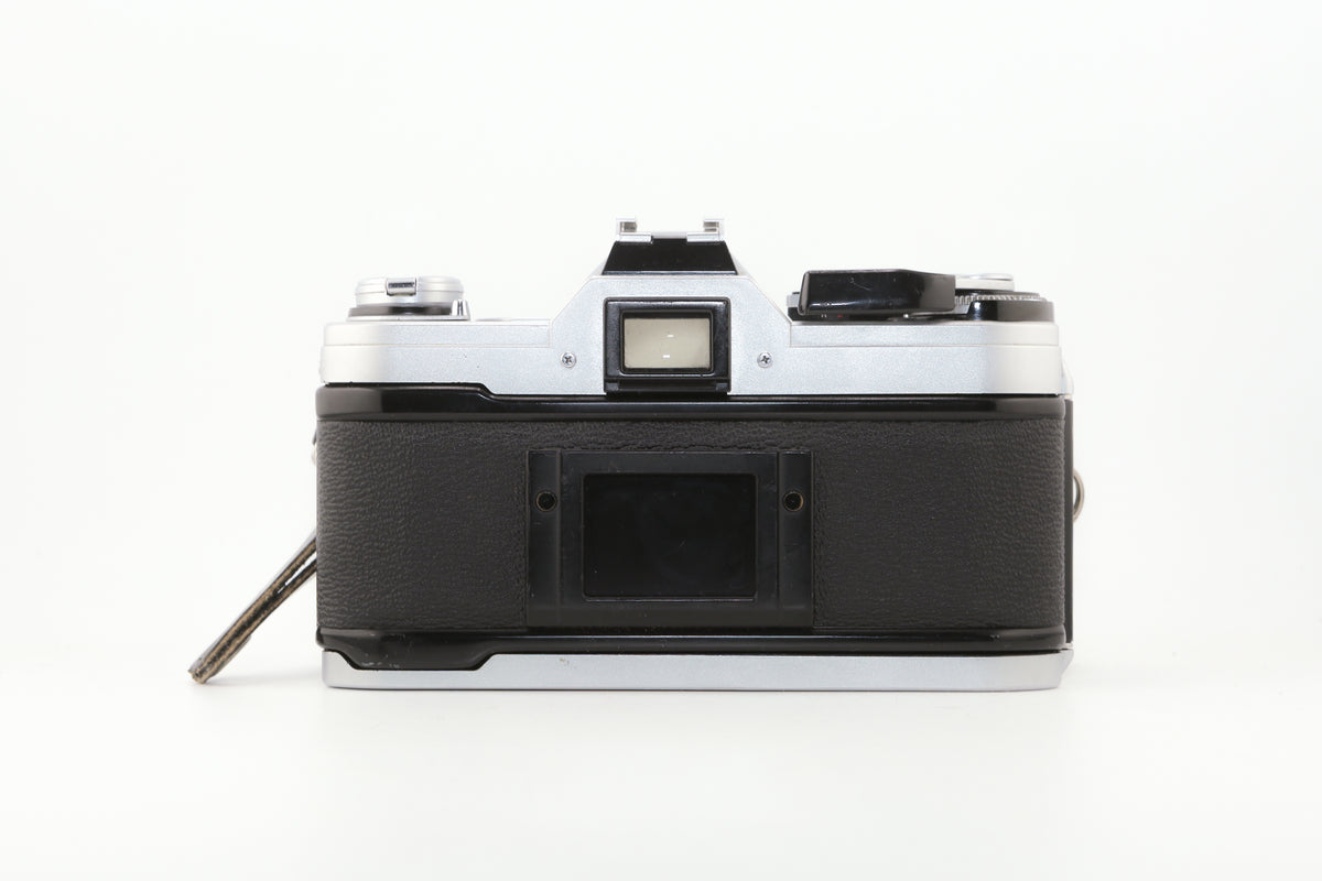 Canon AT-1 + Vivitar 28mm f/2.8